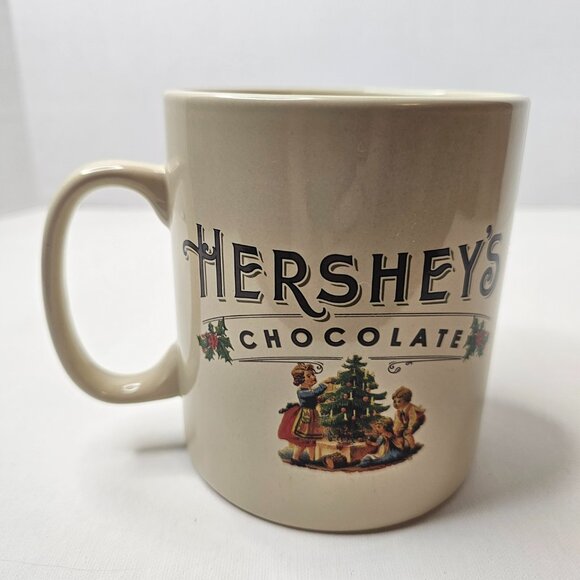 Galerie Hershey's Chocolate Coffee Mug Cocoa Jumbo Christmas Cup - Picture 2 of 9